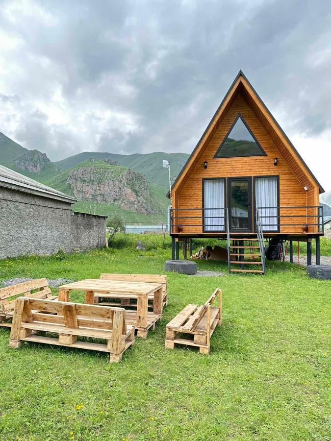 Thomas' Hut Διαμέρισμα Kazbegi Εξωτερικό φωτογραφία