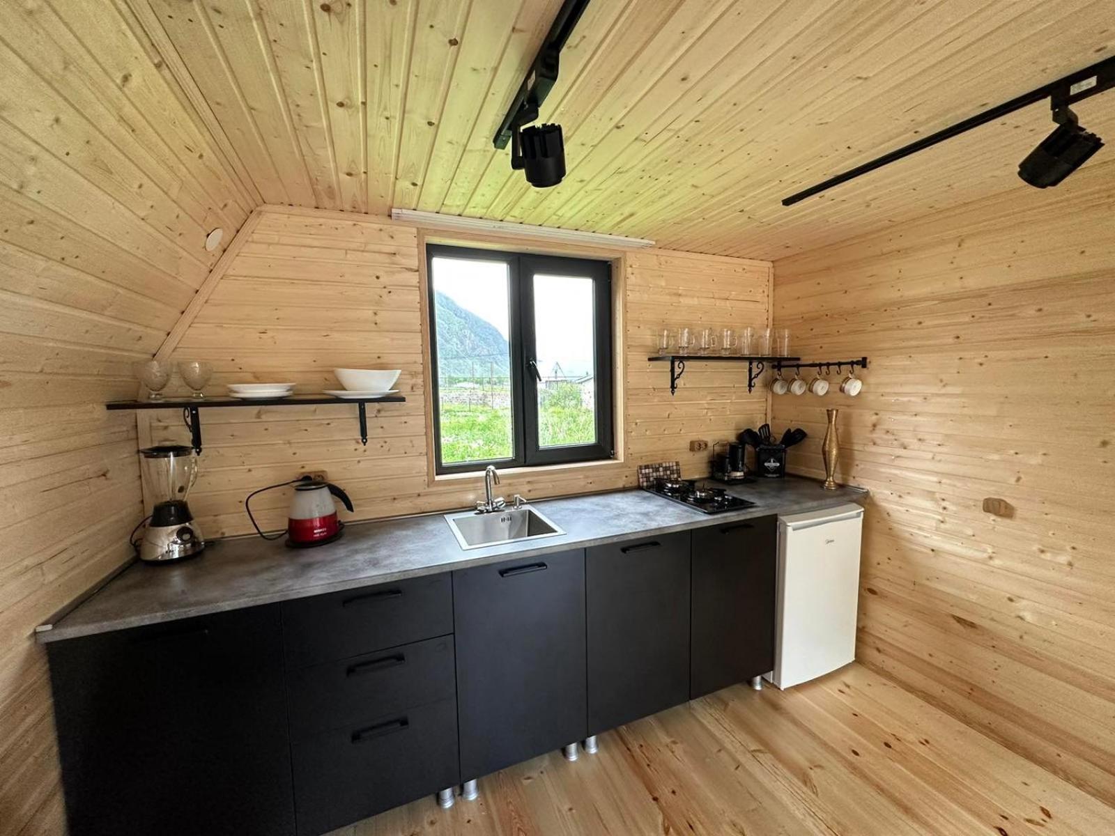 Thomas' Hut Διαμέρισμα Kazbegi Εξωτερικό φωτογραφία